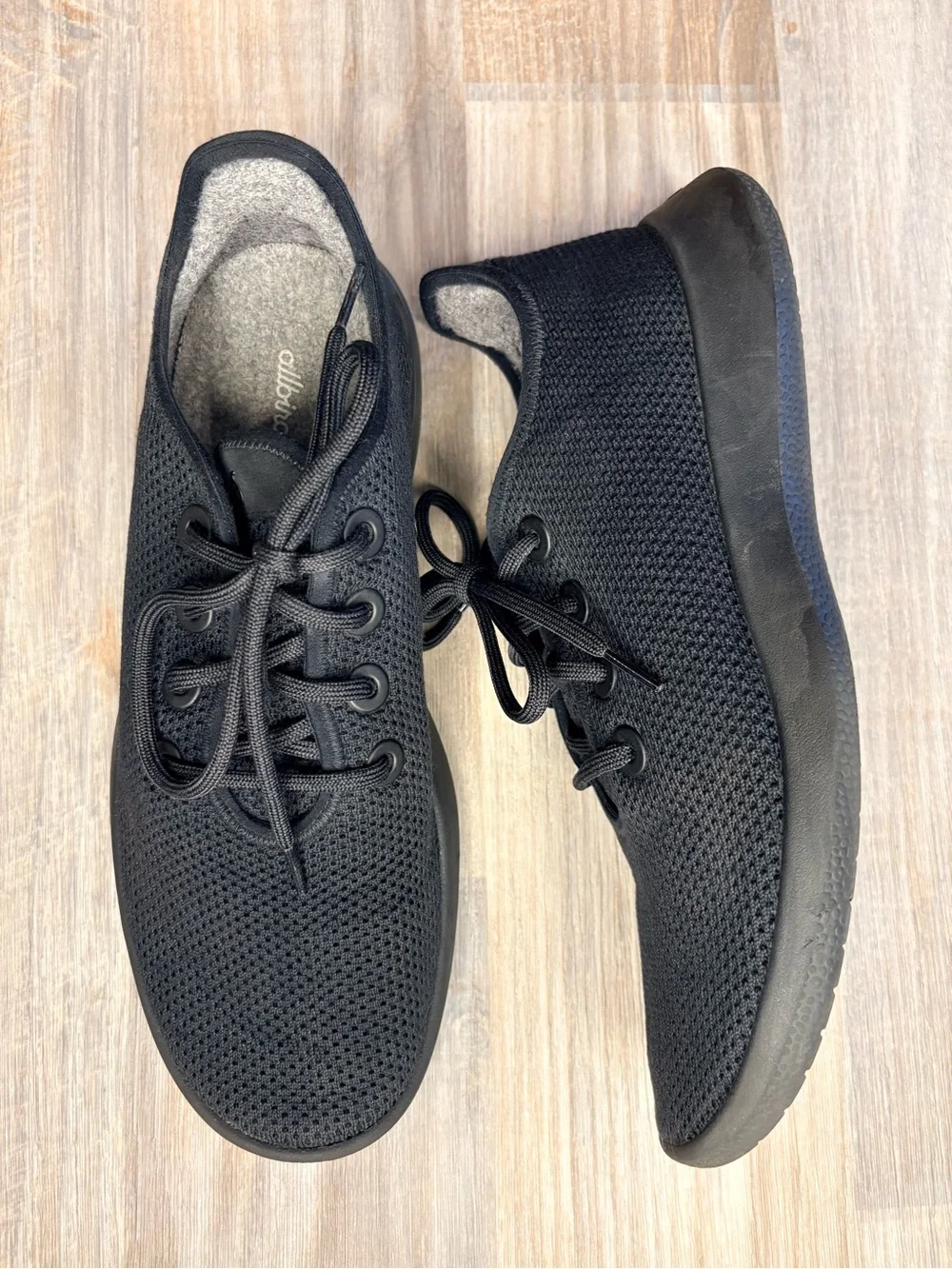 Allbirds Men’s ‘Tree Runner’ Black Knit Lace-Up Sneakers